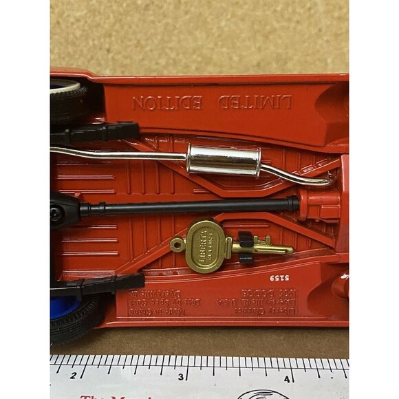 Pepsi Cola Diecast Liberty Classic 1936 Dodge Limited Edition Convertible - Picture 7 of 12